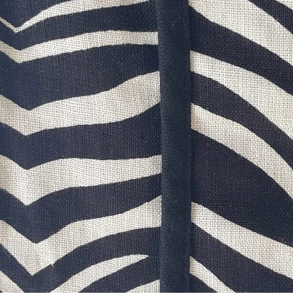 J.Crew ZEBRA LINEN shift DRESS boat neck accent button sleeveless black white 0 - Picture 4 of 9